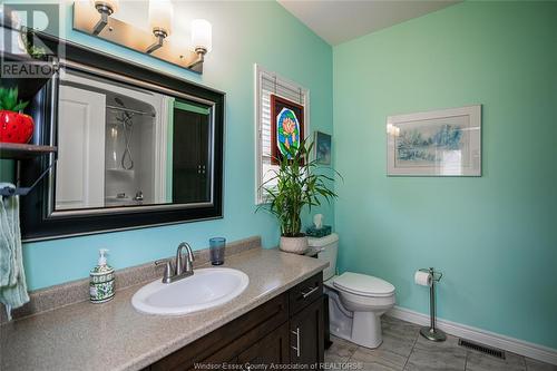 53 Veranda Court, Chatham, ON - Indoor Photo Showing Bathroom