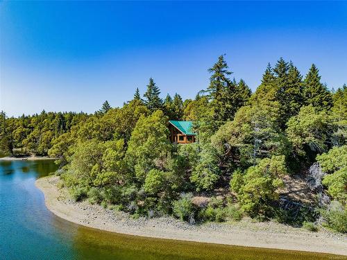 1100 Keith Rd, Qualicum Beach, BC 