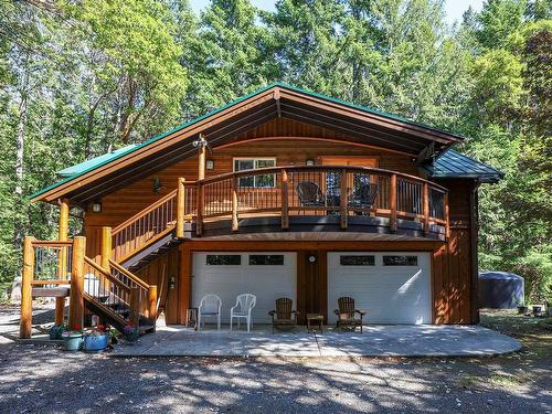 1100 Keith Rd, Qualicum Beach, BC 