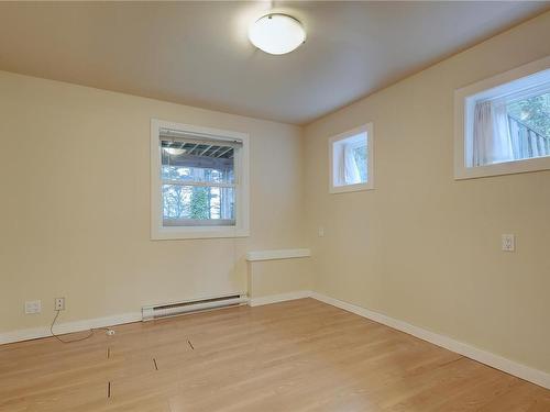 5700 West Saanich Rd, Saanich, BC - Indoor Photo Showing Other Room