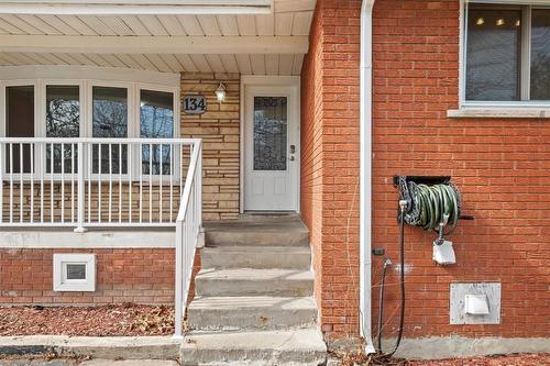 134 Victor Boulevard, Hamilton, ON - Outdoor With Exterior