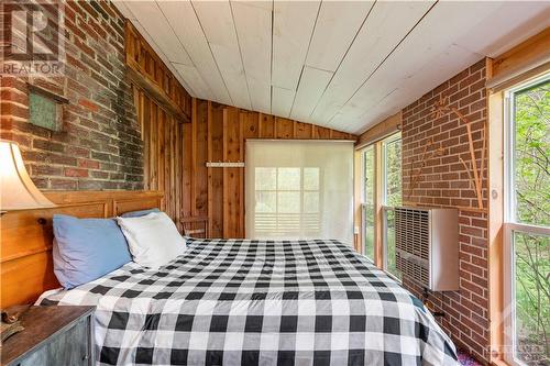 4370 Lords Mills Road, Prescott, ON - Indoor Photo Showing Bedroom