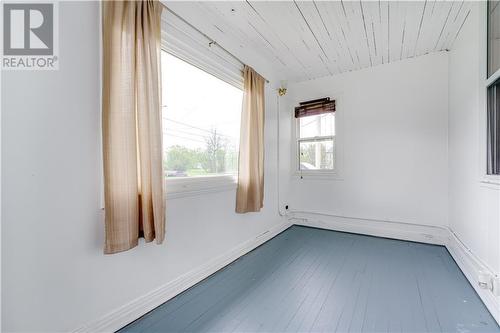 307 Seventh Street E, Cornwall, ON - Indoor Photo Showing Other Room