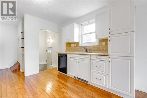 307 Seventh Street E, Cornwall, ON - Indoor Photo Showing Kitchen