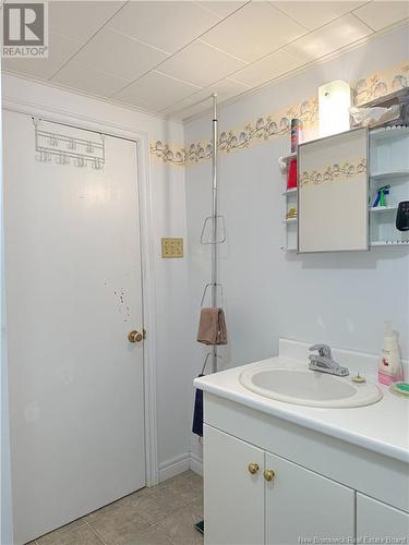 7786 107 Route, Glassville, NB - Indoor Photo Showing Bathroom