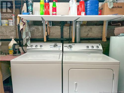 7786 107 Route, Glassville, NB - Indoor Photo Showing Laundry Room