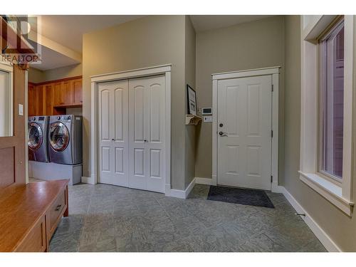 10830 Kalamalka Road, Coldstream, BC - Indoor Photo Showing Laundry Room