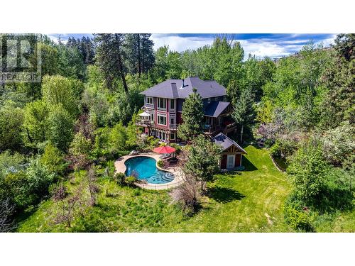 10830 Kalamalka Road, Coldstream, BC - Outdoor With In Ground Pool