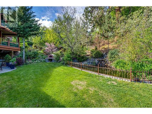 10830 Kalamalka Road, Coldstream, BC - Outdoor With Backyard