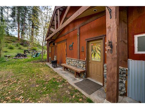 10830 Kalamalka Road, Coldstream, BC - Outdoor With Exterior