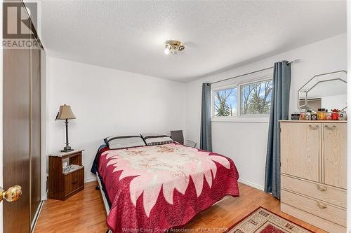 1615 Curry, Windsor, ON - Indoor Photo Showing Bedroom