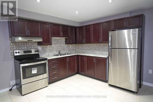 60 Chartwell Circle, Hamilton, ON - Indoor Photo Showing Kitchen With Stainless Steel Kitchen