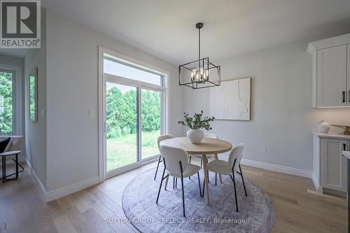 17 Spruce Crescent, North Middlesex, ON - Indoor Photo Showing Dining Room