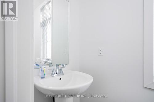142 Yellow Birch Crescent, Blue Mountains, ON - Indoor Photo Showing Bathroom