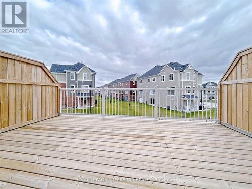22 Village Gate Drive, Wasaga Beach, ON - Outdoor With Exterior