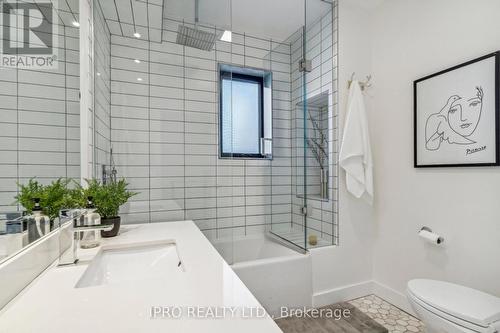 141 O'Connor Drive, Toronto, ON - Indoor Photo Showing Bathroom