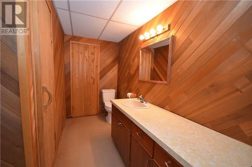 436 Frood Road, Sudbury, ON - Indoor Photo Showing Bathroom