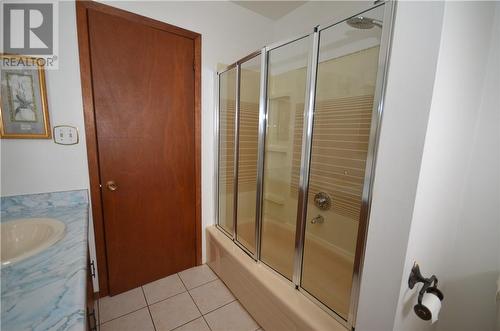 436 Frood Road, Sudbury, ON - Indoor Photo Showing Bathroom