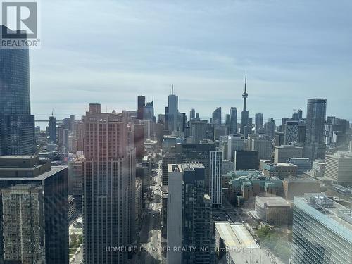 4909 - 832 Bay Street, Toronto, ON - Outdoor With View