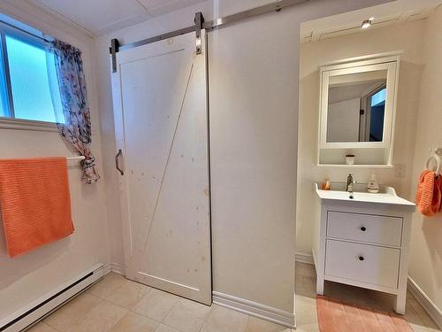 Bathroom - 140 Rue Des Bouleaux, Lachute, QC - Indoor Photo Showing Bathroom