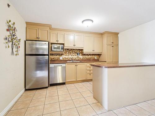 Kitchen - 65 Rue Ste-Anne, L'Épiphanie, QC - Indoor Photo Showing Kitchen