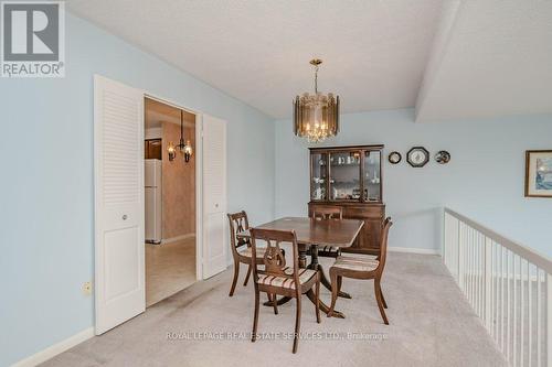 306 - 2175 Marine Drive, Oakville, ON - Indoor Photo Showing Dining Room