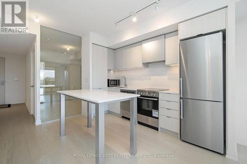 416 - 10 Gibbs Road, Toronto, ON - Indoor Photo Showing Kitchen With Stainless Steel Kitchen With Upgraded Kitchen
