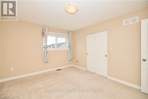 33 - 6117 Kelsey Crescent, Niagara Falls, ON - Indoor Photo Showing Other Room