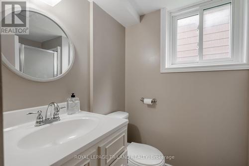 109 Marlene Street, Lucan Biddulph, ON - Indoor Photo Showing Bathroom