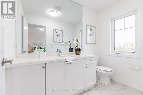 84 Hibiscus Lane, Hamilton, ON - Indoor Photo Showing Bathroom