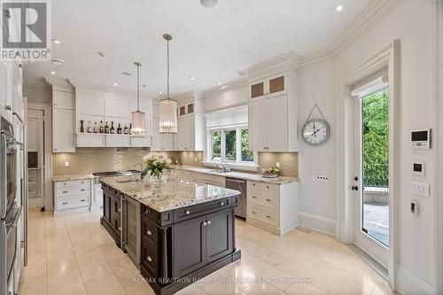 44 Fifeshire Road, Toronto, ON - Indoor Photo Showing Kitchen With Upgraded Kitchen