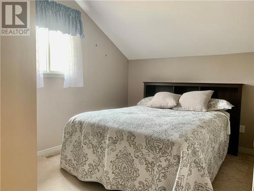 273 Square Bay Road, Spring Bay, ON - Indoor Photo Showing Bedroom