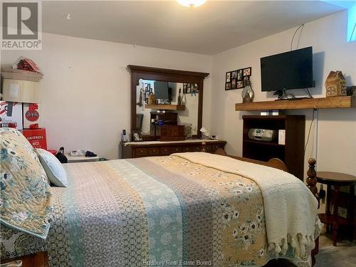 273 Square Bay Road, Spring Bay, ON - Indoor Photo Showing Bedroom