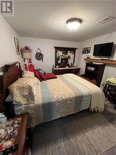 273 Square Bay Road, Spring Bay, ON - Indoor Photo Showing Bedroom