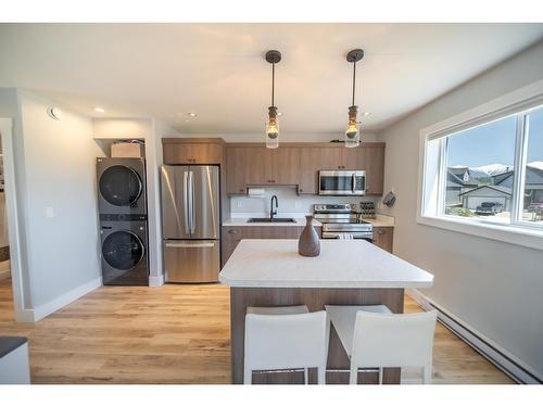 18 - 6324 Laurier Avenue, Wardner, BC - Indoor Photo Showing Kitchen