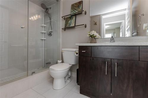 215 Queen Street E|Unit #602, Brampton, ON - Indoor Photo Showing Bathroom