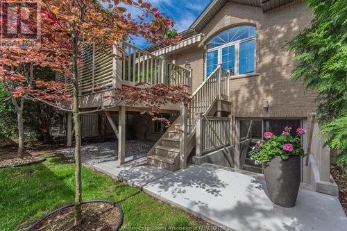 417 Sand Point Court, Windsor, ON - Outdoor