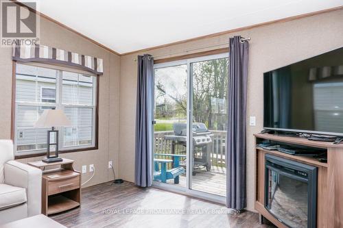 486 Cty Rd 18 - 8 Cricket Lane, Prince Edward County, ON - Indoor With Fireplace