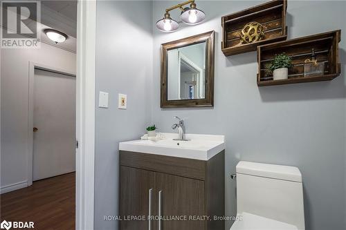 1692 North Big Island Road, Prince Edward County, ON - Indoor Photo Showing Bathroom