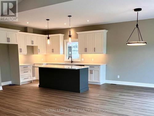 80 Homestead Drive, Niagara-On-The-Lake, ON - Indoor Photo Showing Kitchen