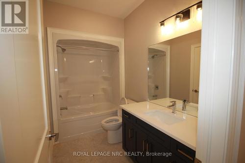 9 Peachtree Lane, Niagara-On-The-Lake, ON - Indoor Photo Showing Bathroom