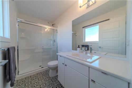 226 Tyson Trail, Winnipeg, MB - Indoor Photo Showing Bathroom