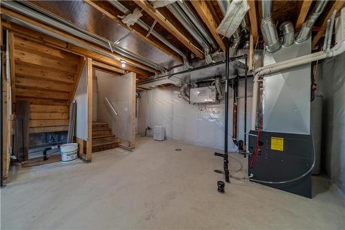 226 Tyson Trail, Winnipeg, MB - Indoor Photo Showing Basement