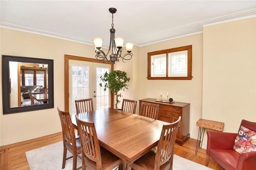 3 Mountain Avenue, Hamilton, ON - Indoor Photo Showing Dining Room