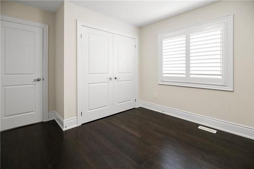 71 Lillian Way, Caledonia, ON - Indoor Photo Showing Other Room
