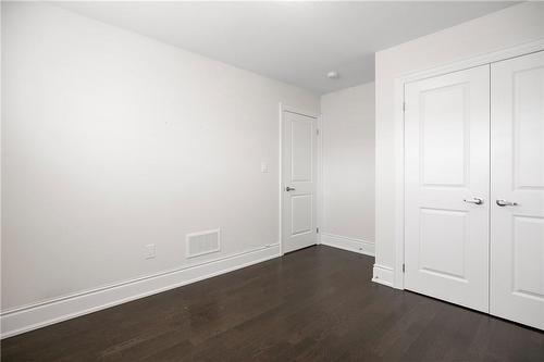 71 Lillian Way, Caledonia, ON - Indoor Photo Showing Other Room