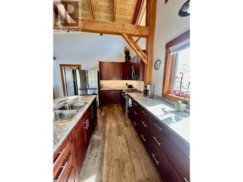 2304 Chilcotin 20 Highway, Williams Lake, BC - Indoor Photo Showing Kitchen With Double Sink