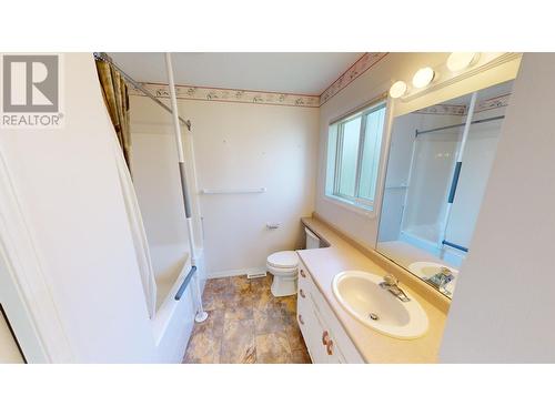 1401 Willowbrook  Drive Unit# 62, Cranbrook, BC - Indoor Photo Showing Bathroom