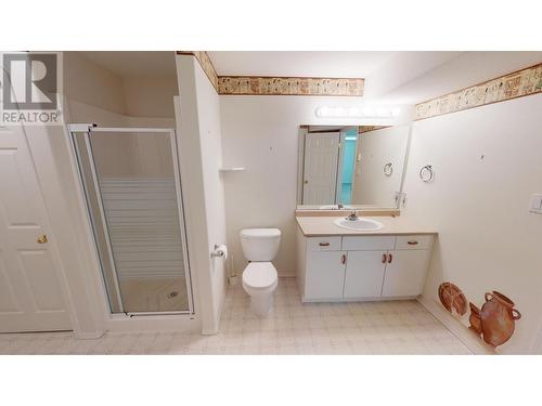 1401 Willowbrook  Drive Unit# 62, Cranbrook, BC - Indoor Photo Showing Bathroom