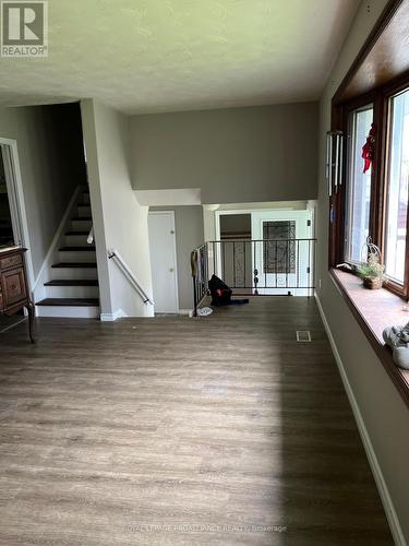 1045 Ward Street, Smith-Ennismore-Lakefield, ON - Indoor Photo Showing Other Room